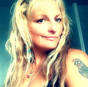 Meet your Posher, Cyndi